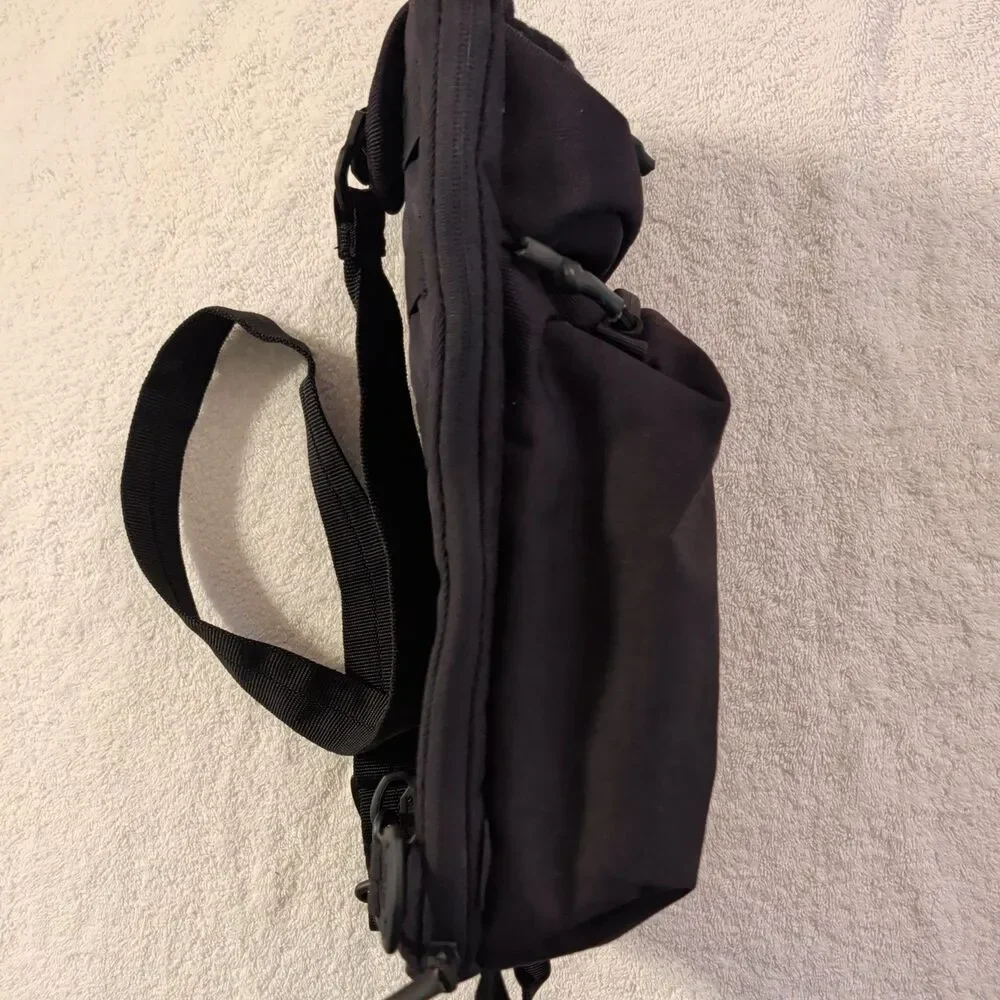 VIKTOS Upscale 3 Tactical Slingbag Backpack Durable Water-Resistant Bag Gray